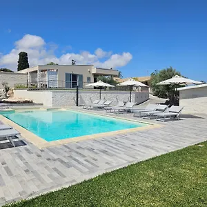 Cava Del Sol Villa Augusta